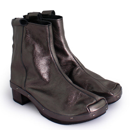 Rosa Mosa dark metallic leather ankle boot dark wooden clog boot adult woman man