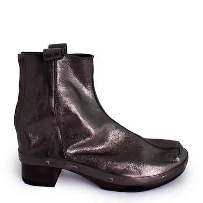 Rosa Mosa dark metallic leather ankle boot dark wooden clog boot adult woman man