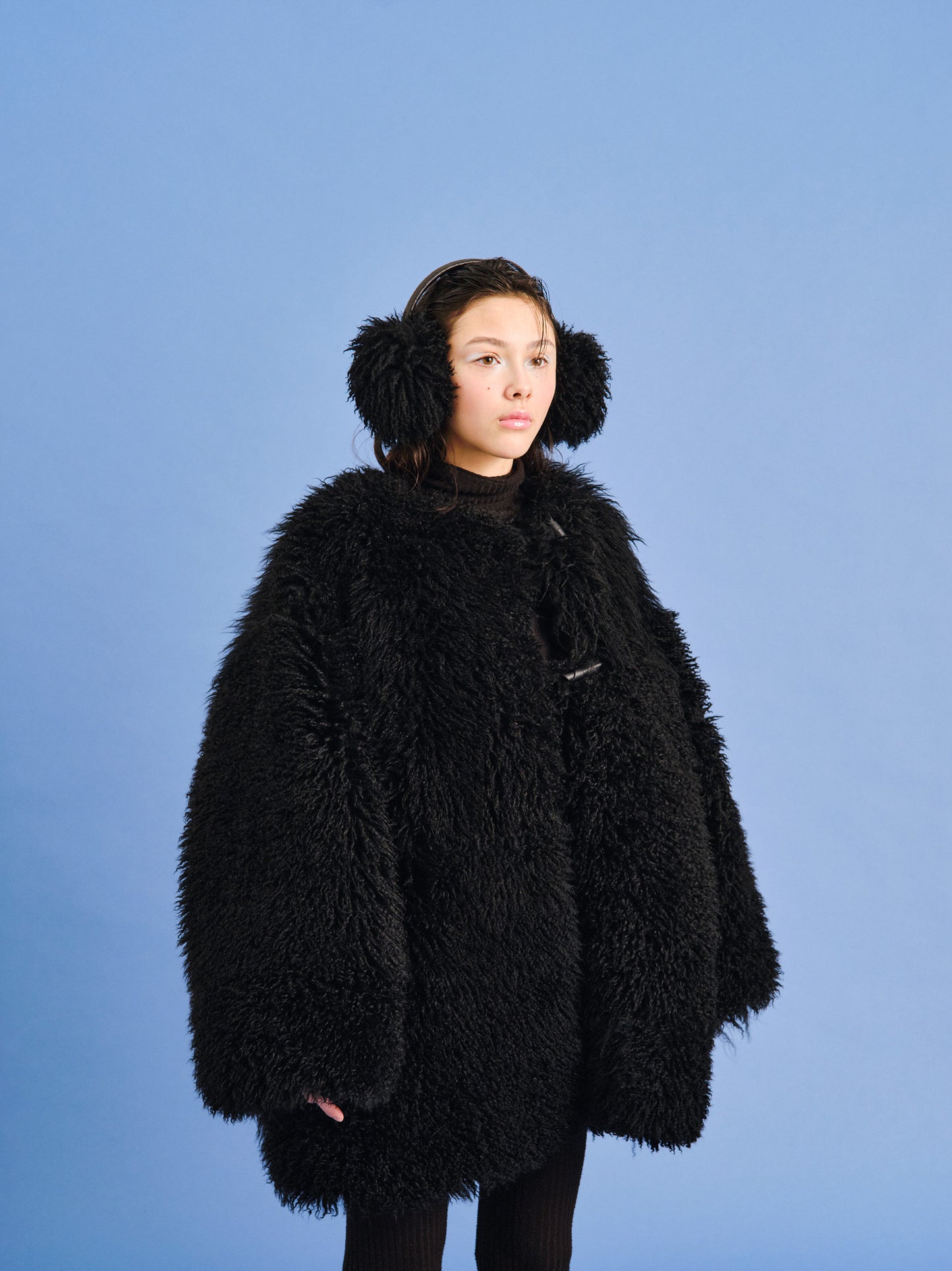 EAR WARMERS L + Shearling leather earmuffs + Black Curly