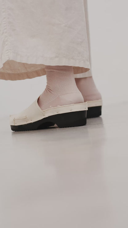 V - DONAU + Collaboration with FFWDgoods + Canvas Clogs + Natural