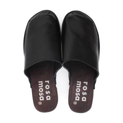 rosamosa rocco black leather dark wooden clog